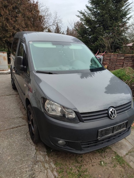 VW Caddy 2011 vjrat 