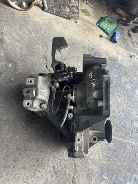 VW Caddy 2.0PD SDI v�lt� elad�