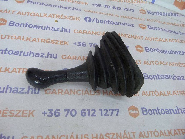 VW Caddy Eladó bontott gyári váltógomb szoknyával együtt