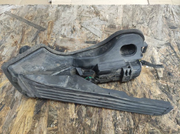 VW Caddy IV 2015-2020 2.0 TDI elektromos gzpedl