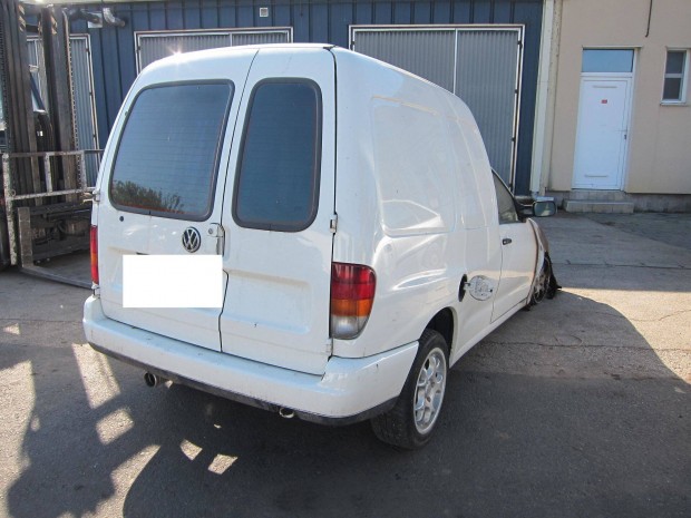 VW Caddy bontott alkatrészek eladók
