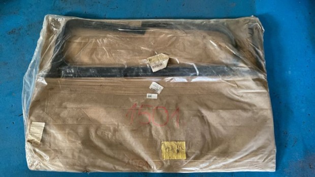 VW Caddy jobb első ablakvezető tömítés 2K0837432B eladó