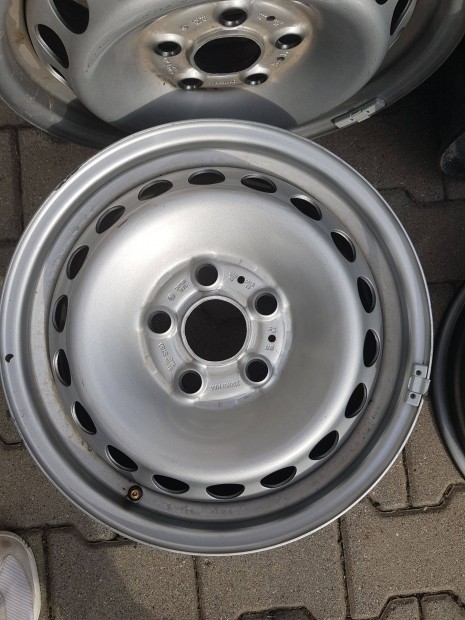 VW Crafter 16 5x120 gyi lemez felni, Crafter gyri acl felni, ET60