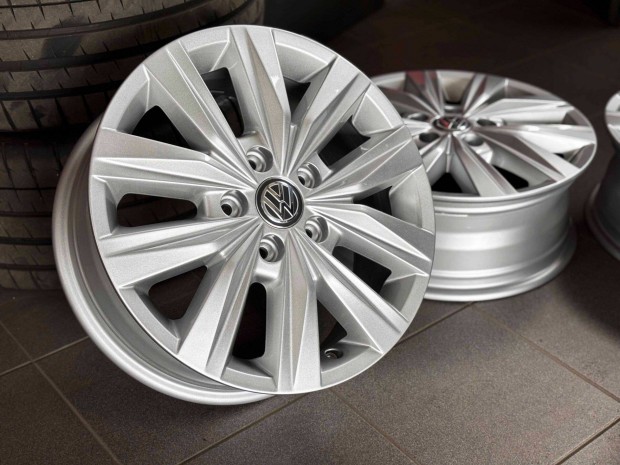 VW Crafter 17" 5x120 gy�ri alufelni elad� 17 coll T7 Multivan