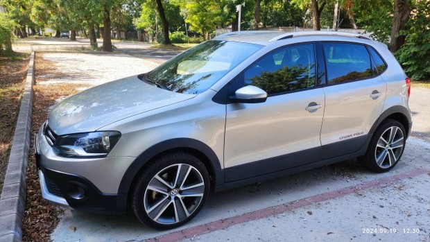 VW Cross Polo V 1.6 CR TDI 105 LE Highline