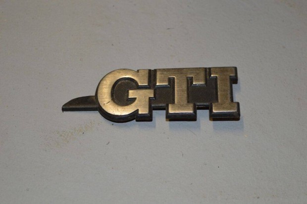 VW Goft GTI emblma