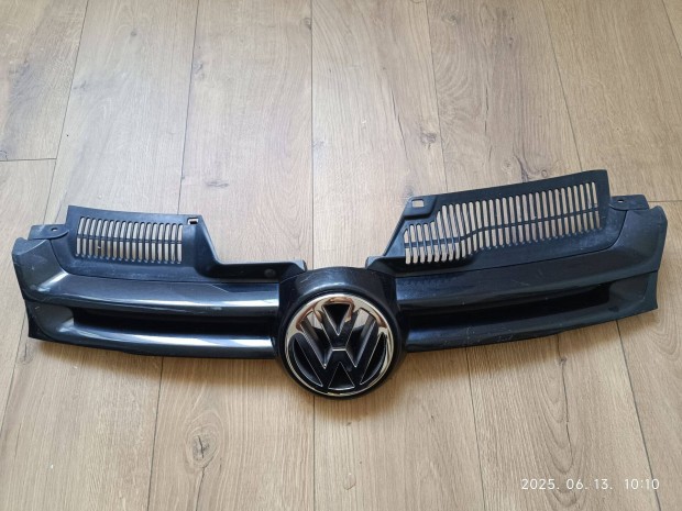 VW Golf5 hűtőrács