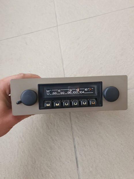VW Golf 1 gyari regi radio szep allapotban regi vw mk1