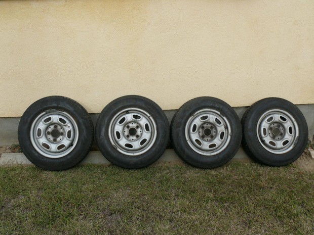 VW Golf 2 lemezfelni tligumival