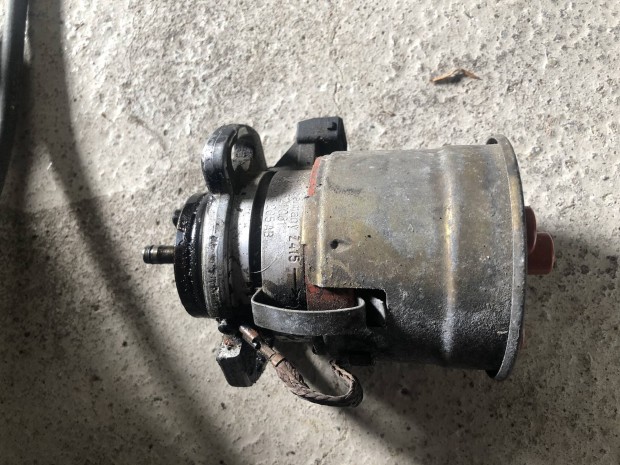VW Golf 3 1,6 gyújtáselosztó komplett