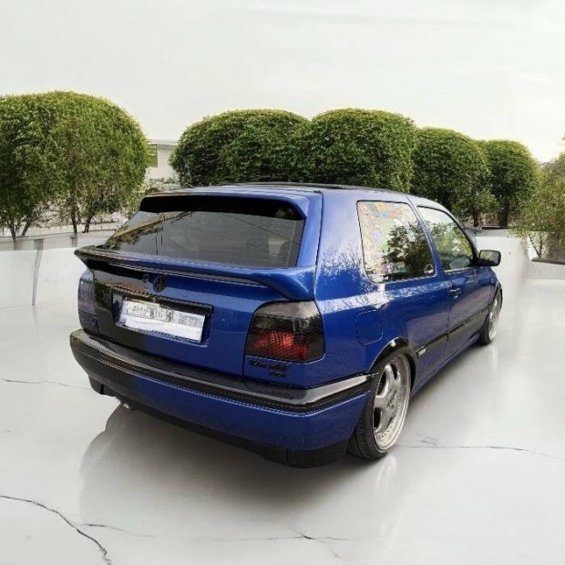 VW Golf 3 spoiler, Golf tuning, VW Golf 3 ablak közép spoiler szárny