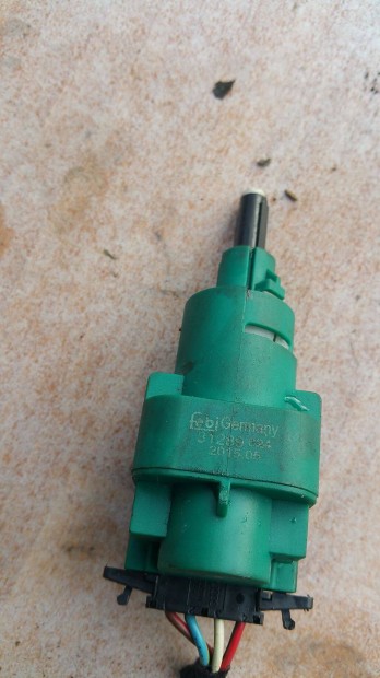 VW Golf 4 Passat 3BG Polo fklmpa kapcsol