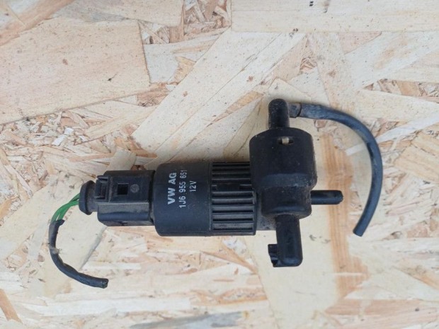 VW Golf 4 (1997-2003) Ablakmos� Szivatty�