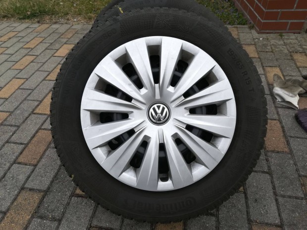 VW Golf 4 db 15"-os ac�lfelni+gy�ri d�szt�rcsa+t�ligumi+h�l�nc
