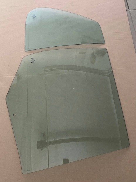 VW Golf 4 jobb hátsó oldalüveg eladó!