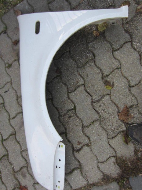 VW Golf 4 sárvédő