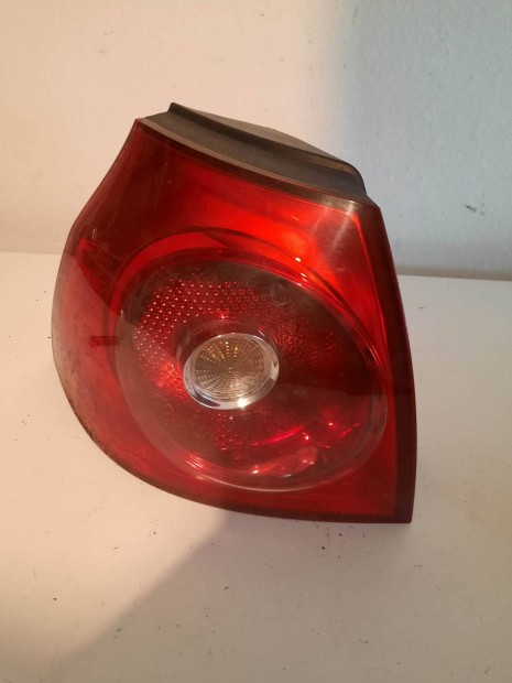 VW Golf 5 , V jobb , bal hátsó lámpa