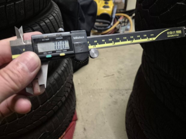 VW Golf 6,7 Jetta, tlikerk garnitura gyri disztrcsval