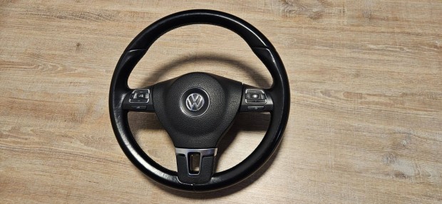 VW Golf 6, Passat B6, Passat B7, Polo korm�ny