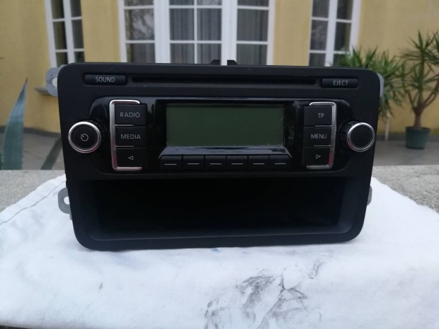 VW Golf 6 gyári rádió cd eladó