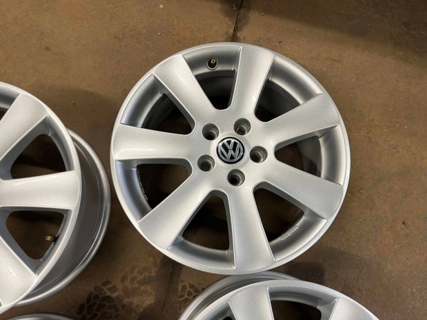 VW Golf Caddy 17" 5x112 alufelni elad 17 coll