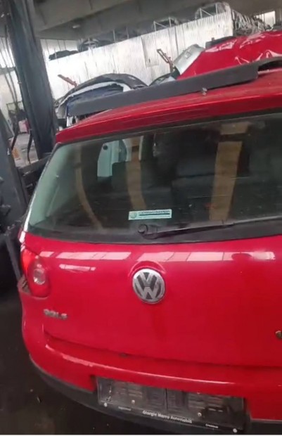 VW Golf FSI csomagtr ajt 