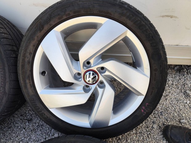 VW Golf GTI gyári alufelni 5x112 17" touran caddy