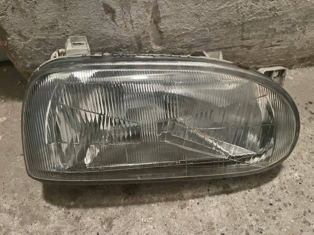 VW Golf III jobb els H4 lmpa