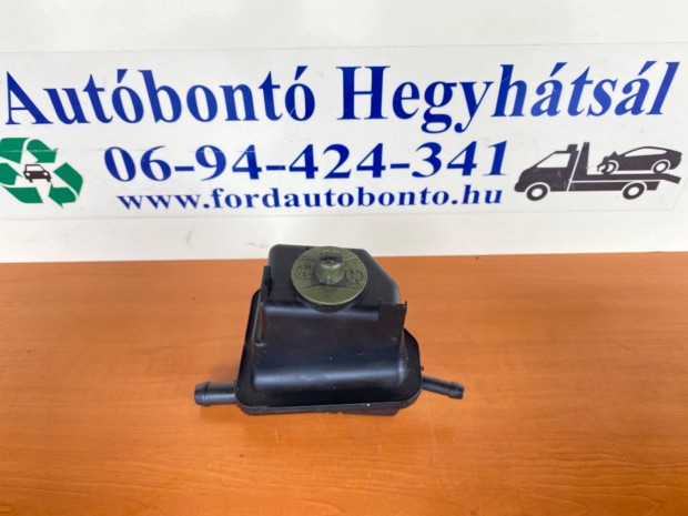 VW Golf IV 1.6B szervolaj tartly