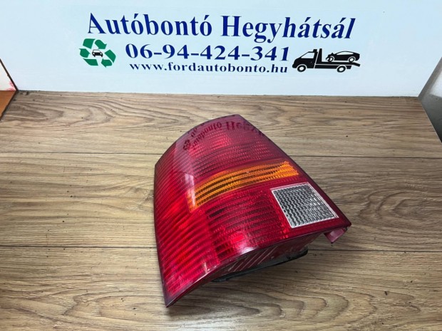 VW Golf IV 1.9 TDi bal hátsó lámpa