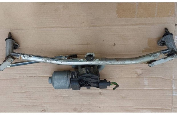 VW Golf IV Bora Seat Leon Toledo ablaktörlő szerkezet motor /mechanika