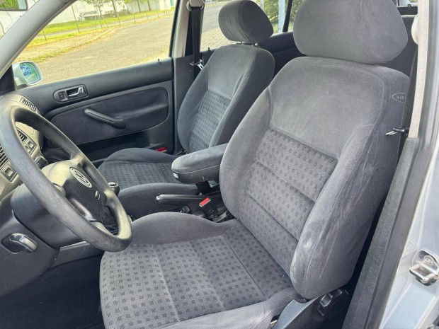 VW Golf IV ülés szett