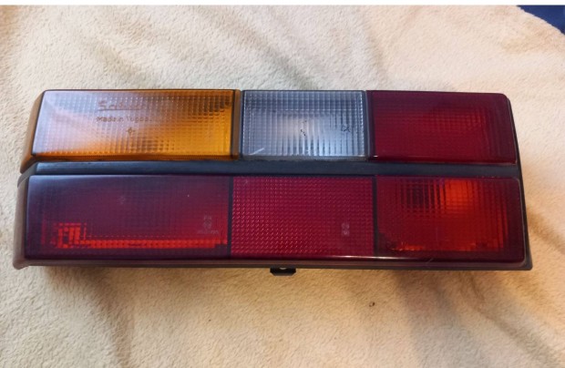 VW Golf I Bal Hátsó Lámpa