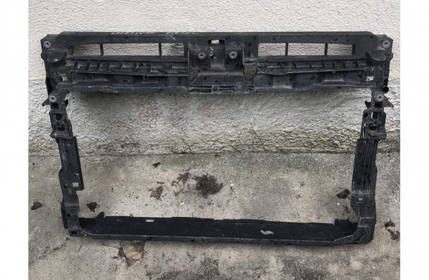 VW Golf Sportsvan diesel / homlokfal 510 805 588 B
