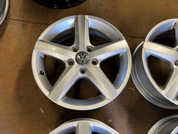 VW Golf VII 16" 5x112 gyári alufelni eladó 16 coll V VI VIII 5 6 7 8