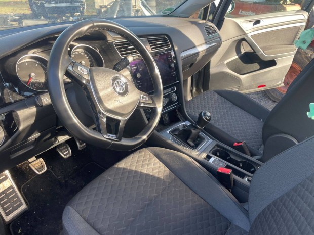 VW Golf VII Facelift 2019- Lgzskszett