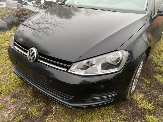 VW Golf VII, 7 csavaros eleje, karosszria, lkhrt, motorhztet