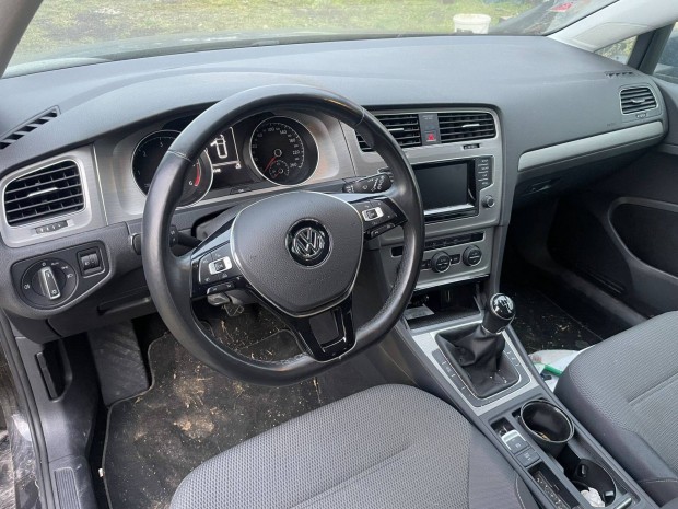 VW Golf VII. 7 légzsák szett, műszerfal párna, biztonsági öv