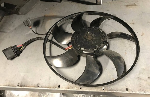 VW Golf VII_ Leon 5F 2,0 TSI hűtőventilátor 5Q0 959 455 AM