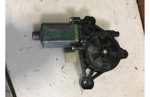 VW Golf VII_ bal els ablakemel motor 5Q0 959 801 B