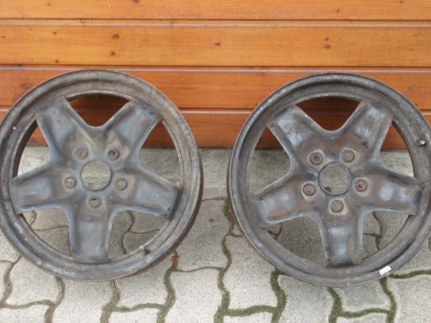 VW Golf VI Gyári lemezkerék 16-os 5K0601027