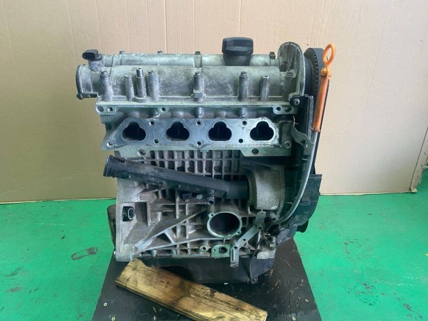 VW Golf VI Motor (Fűzött blokk hengerfejjel)