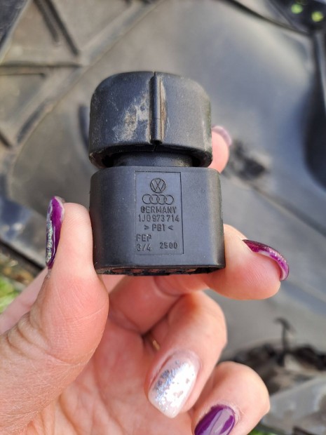 VW Golf VI Plus h�ts� l�kh�r�t�