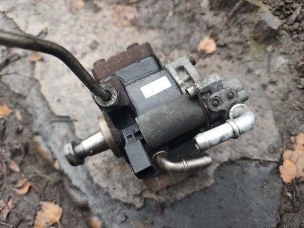 VW Golf VI touran Passat Skoda 1.6 crtdi cay nagynyoms pumpa 