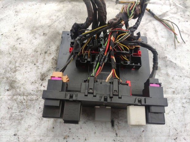 VW Golf V Passat B6 Seat Altea biztostktbla komfort modul