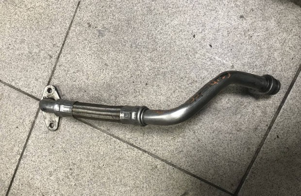 VW Golf V_ 1,4 TSI CAV - turbó olajzó cső 03C 145 735 C