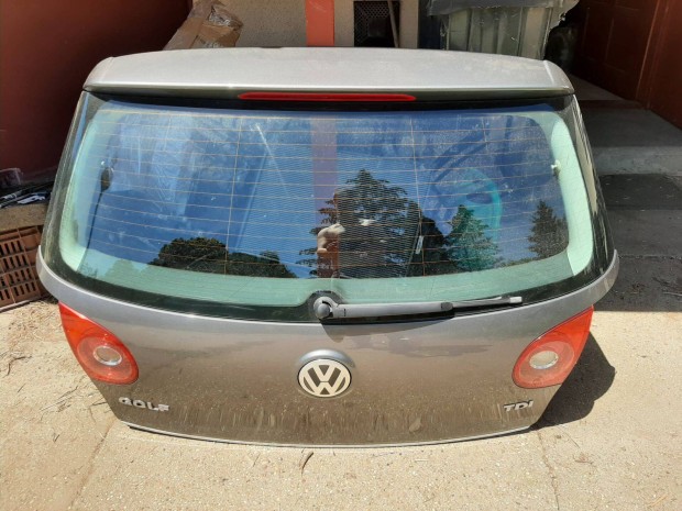 VW Golf V , 5 csomagtér ajtó , végajtó , ablaktörlő motor , kilincs
