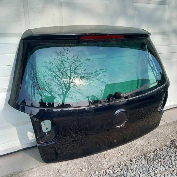 VW Golf V csomagtérajtó
