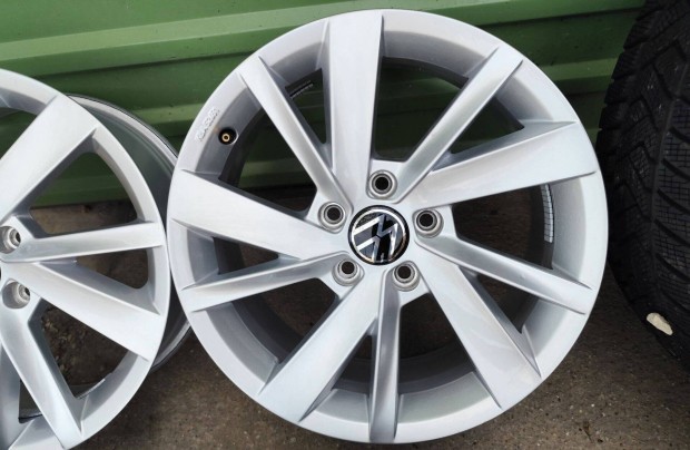 VW Golf touran caddy jetta Skoda Octavia gyri alufelni 5x112 17"