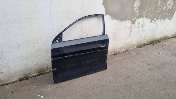 VW Jetta VI 2010- Bal els ajt 5C6831311D